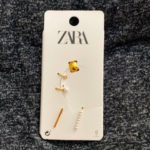 NWT Zara gold and Pearl earring set
